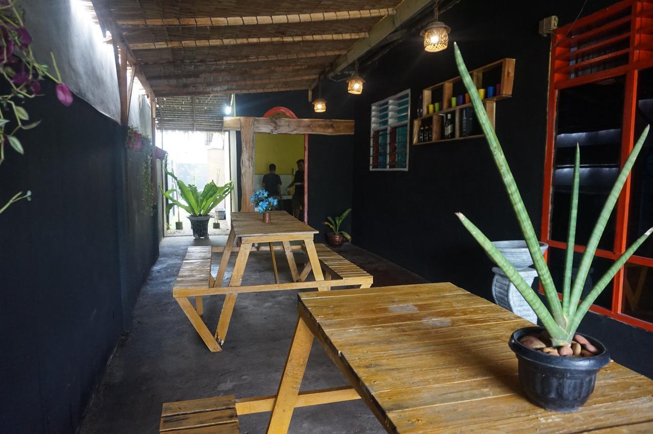 Kuala Namu Guest House Medan Eksteriør bilde