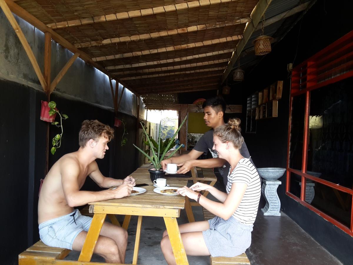 Kuala Namu Guest House Medan Eksteriør bilde